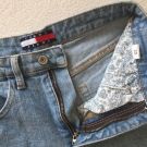 Продаю: Шорты новые джинсовые женские голубые Tommy Hilfiger Denim Jeans ( копия люкс ) размер указан 25 но они идут на 27 - 26 российский 44 - 46 размер (...