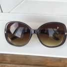 Продаю: Очки солнцезащитные женские, качественные, со 100% защитой от ультрафиолета, б/у, состояние хорошее, цена 200 руб./шт Черные очки новые, коллекция...